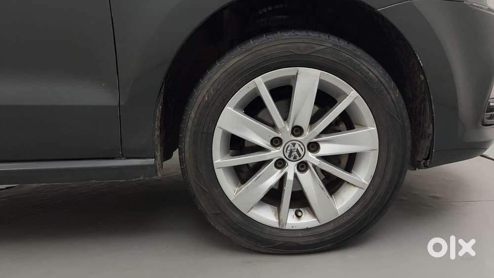 Volkswagen Polo 2009-2013 Petrol Highline 1.2l, 2015, Petrol