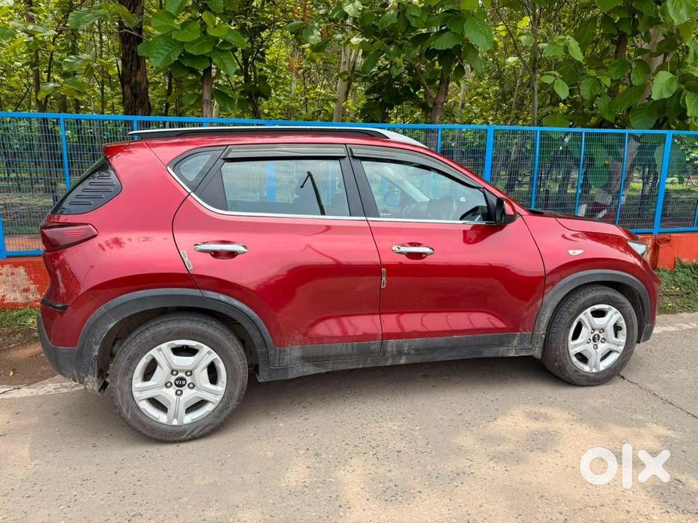 Kia Sonet Petrol 2021