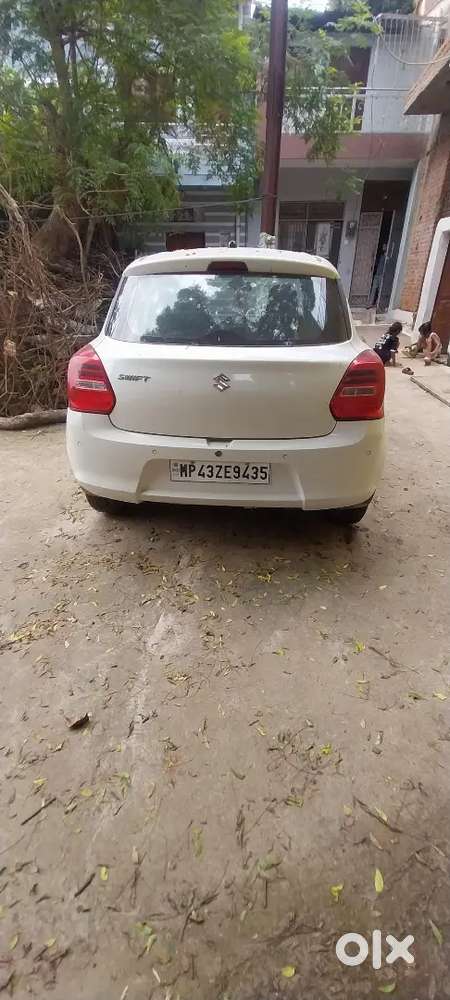 Maruti Swift 2023 Petrol