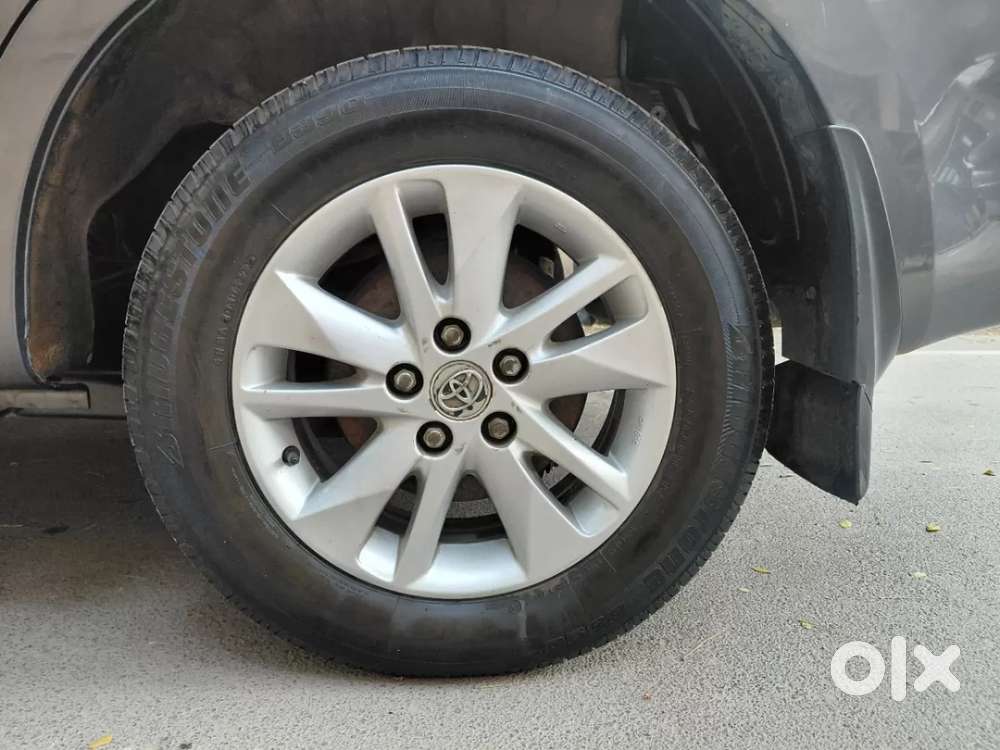 Toyota Innova Crysta [2020-ongoing] 2.4 Gx 8 Str, 2018, Diesel