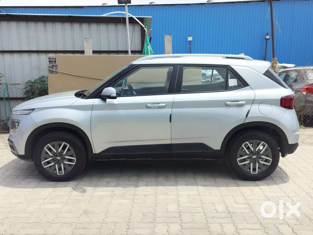 Hyundai Venue Sx Turbo, 2022, Petrol
