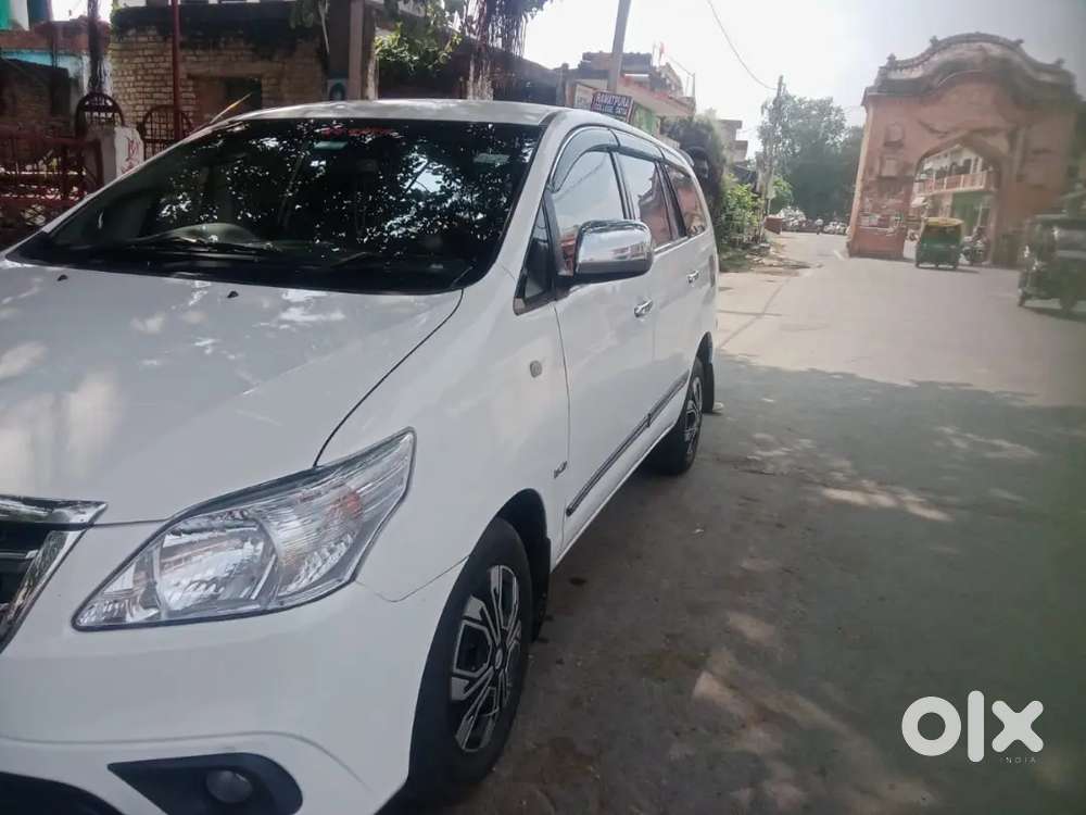 Toyota Innova 2013 Diesel Well Maintained