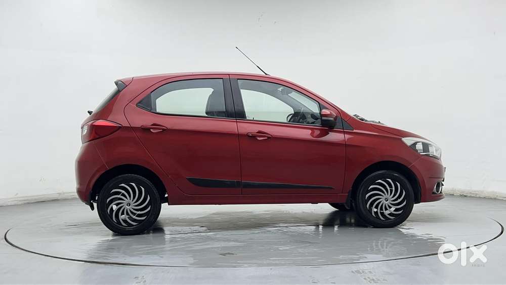 Tata Tiago Xza, 2019, Petrol