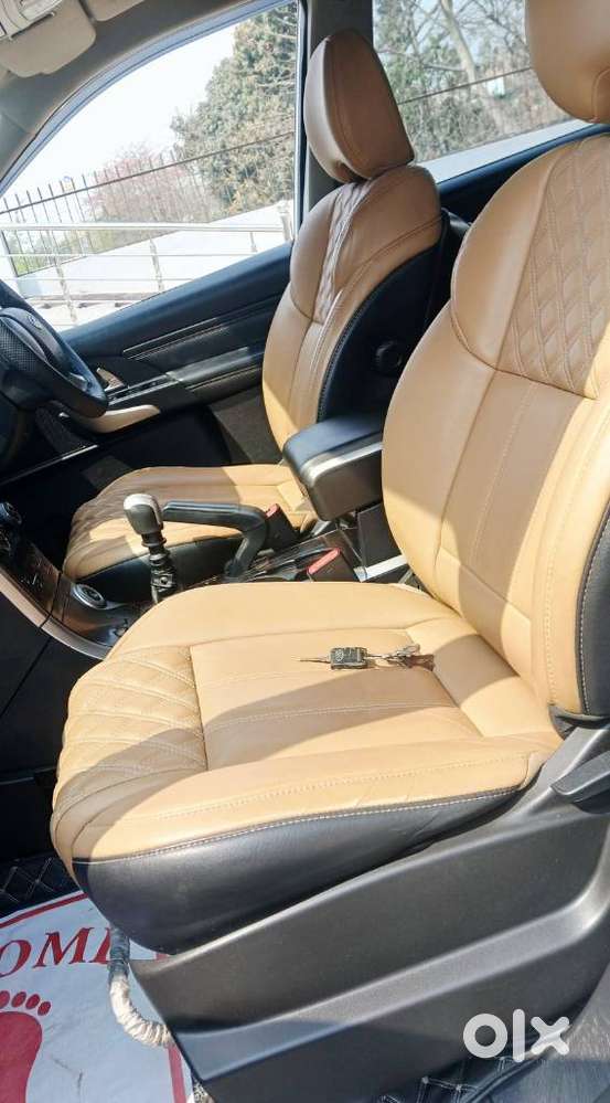 Mahindra Xuv500 W11, 2018