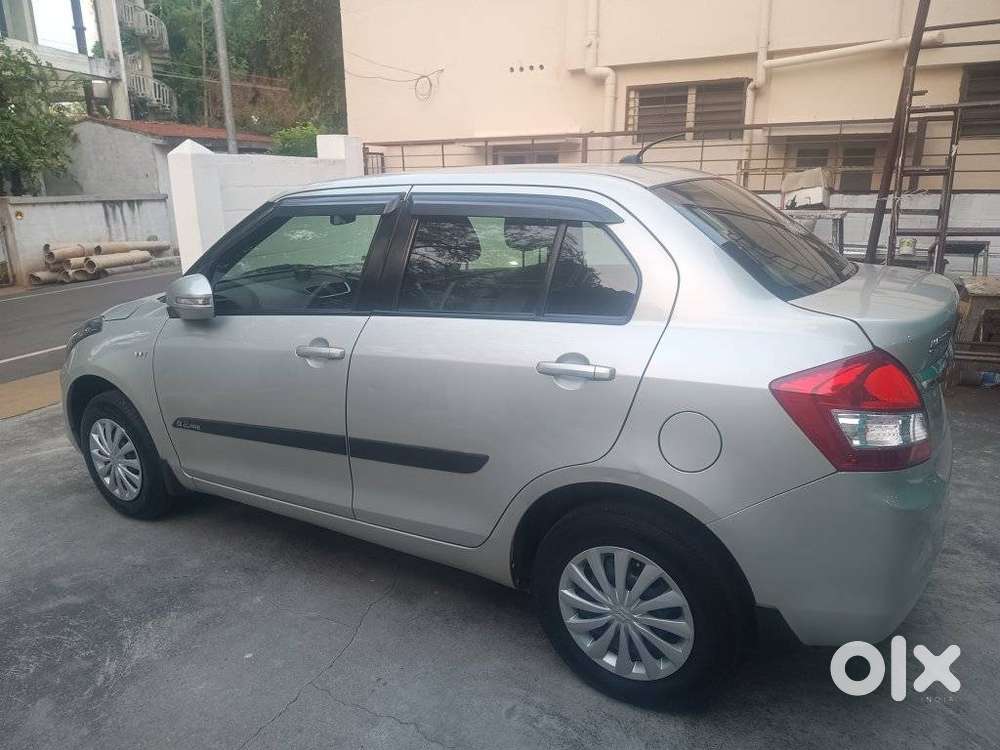 Maruti Suzuki Swift Dzire Vxi Optional, 2017, Petrol