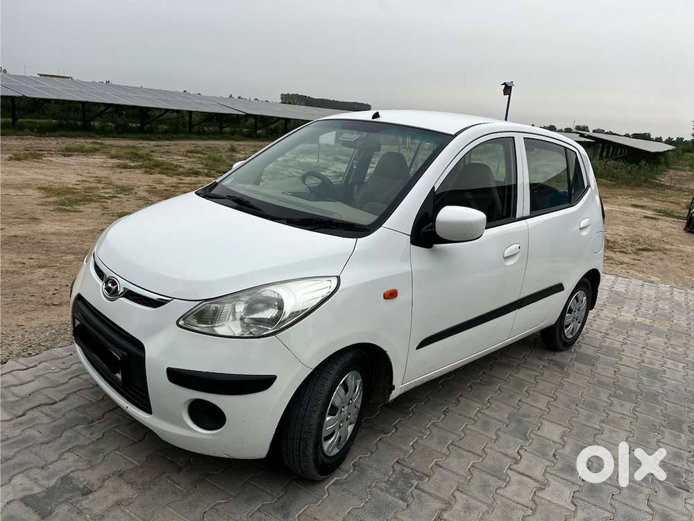 Hyundai I10 Magna Petrol And Cng 2010