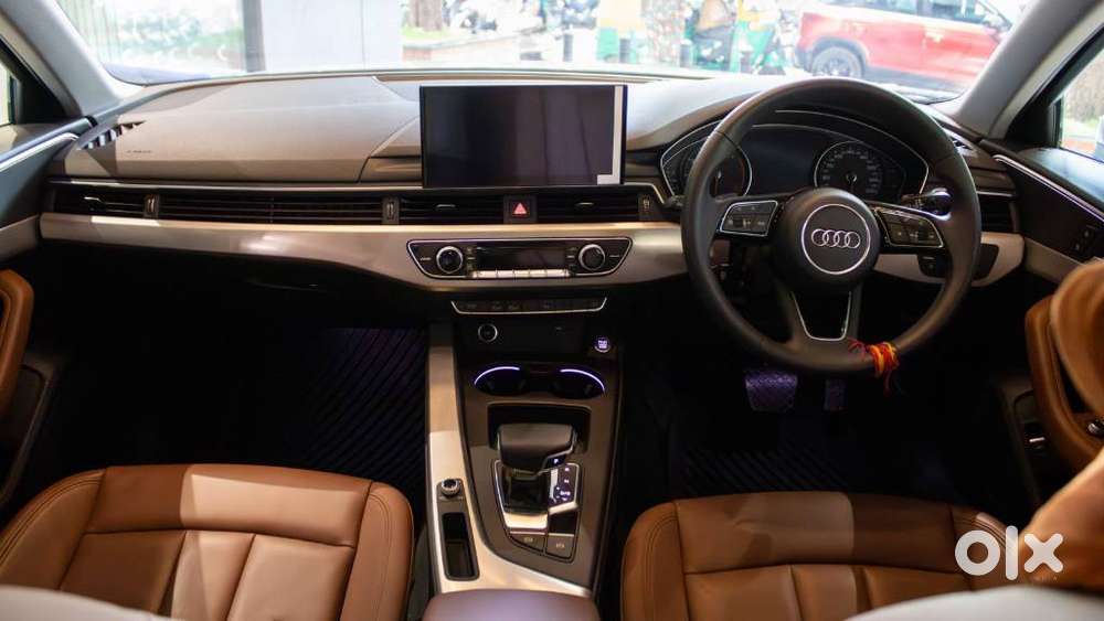 Audi A4 2.0 Premium Plus 40 Tfsi, 2024, Petrol