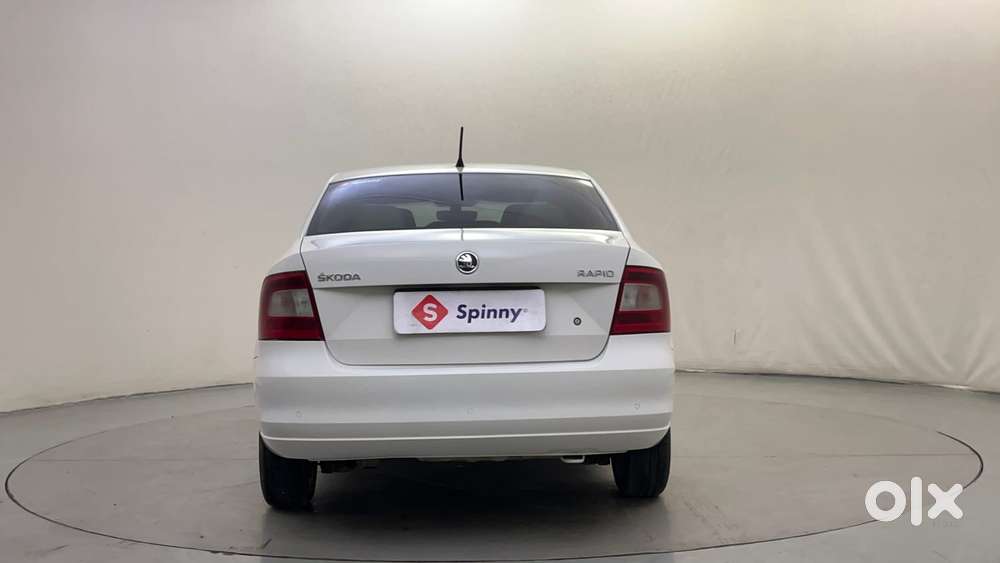 Skoda Rapid [ ] 1.5 Style Plus Tdi At, 2016, Diesel