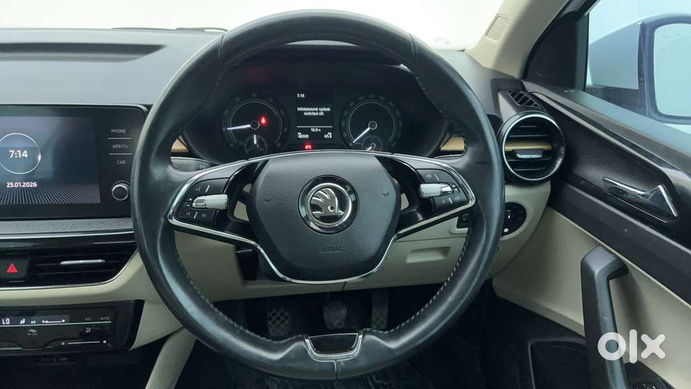 Skoda Slavia Style (non-sunroof), 2022, Petrol