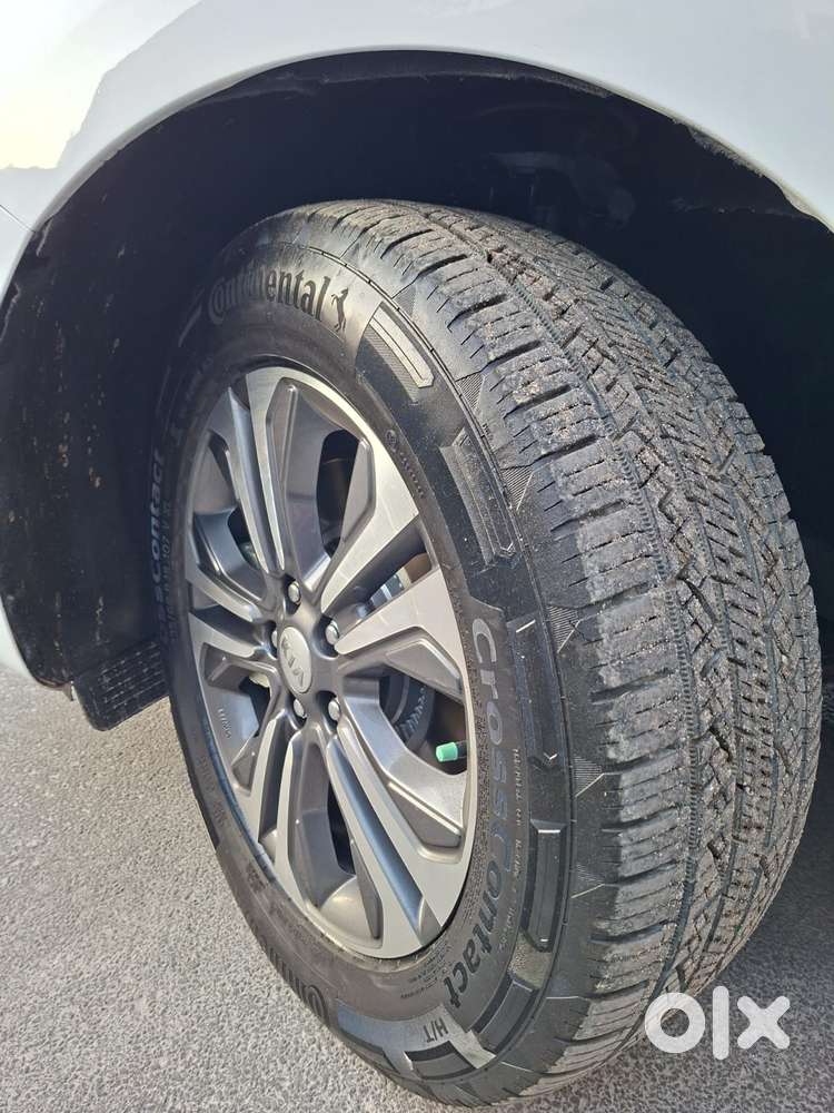 Kia Carnival Premium, 2021, Diesel