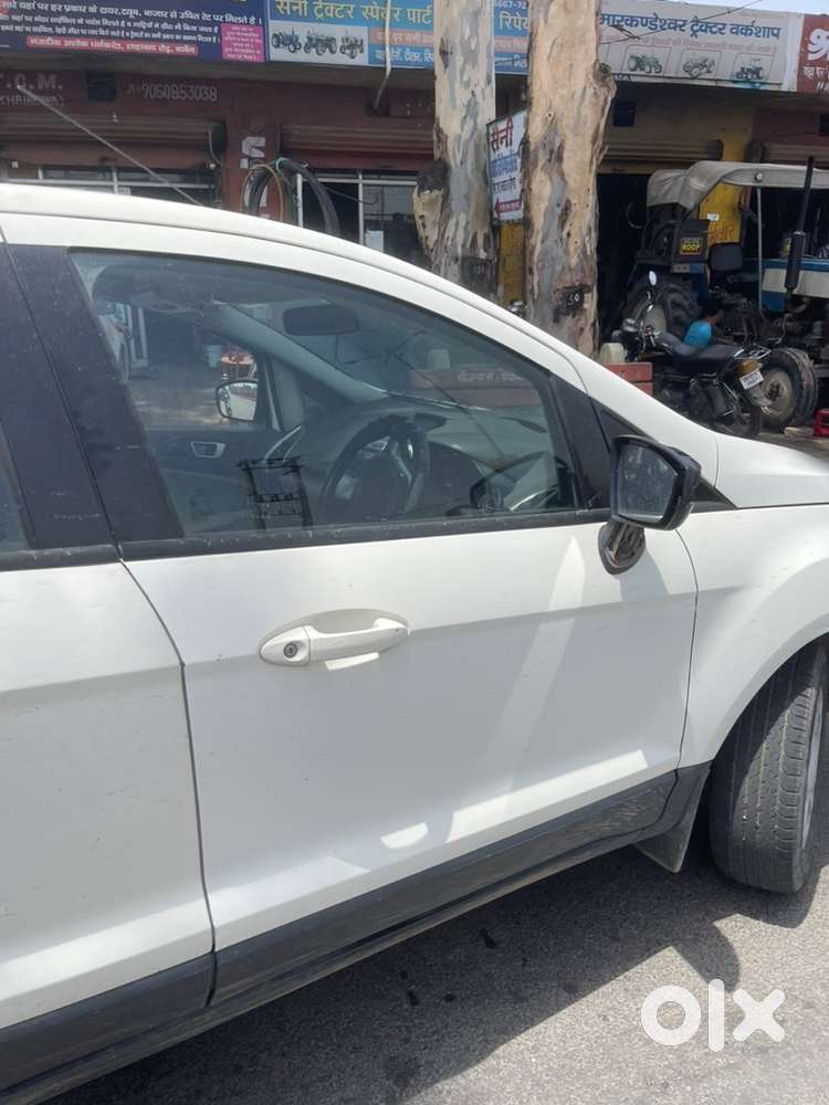Ford Ecosport 2015 Diesel 84000 Km Driven Well Maintained