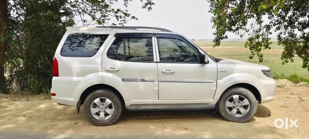Tata Safari Storme 2019 1st Owner New Branded Tyre New Baitry