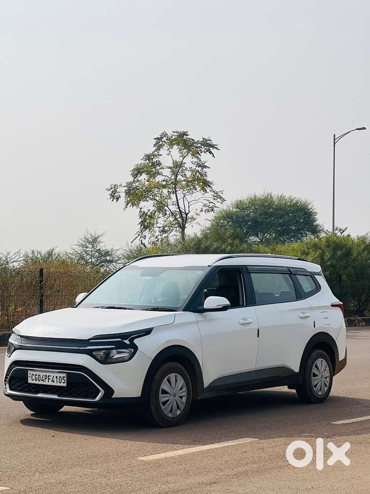 Kia Carens Petrol 2023