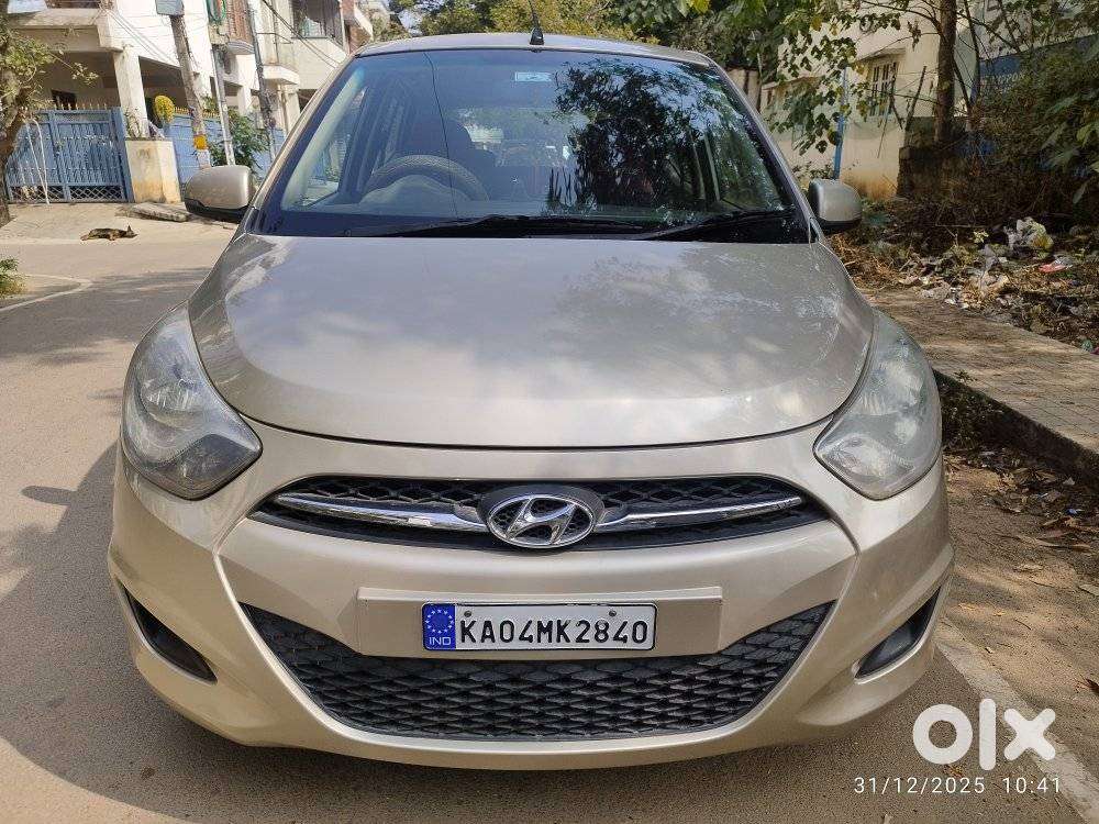 Hyundai I10 Sportz At, 2012, Petrol