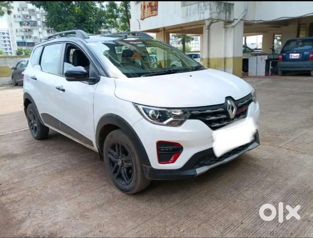 Renault Triber 2023 1.0 Rxz Dual Tone