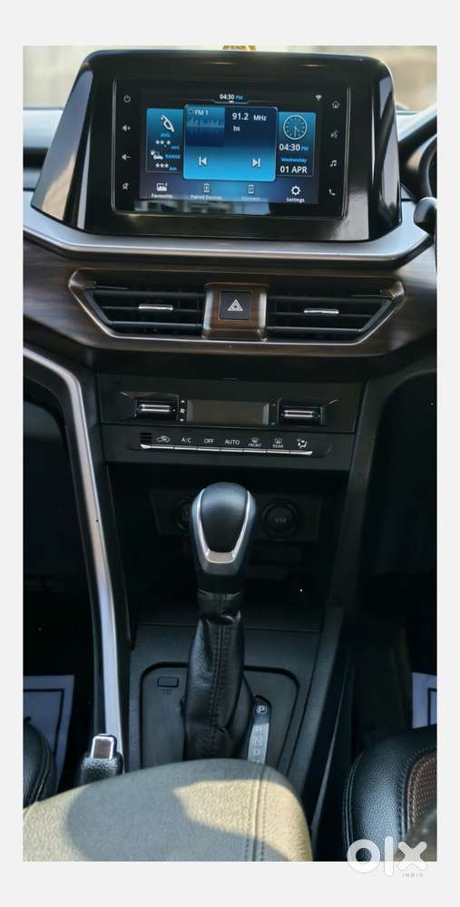 Maruti Suzuki Brezza Zxi Plus At, 2022, Petrol