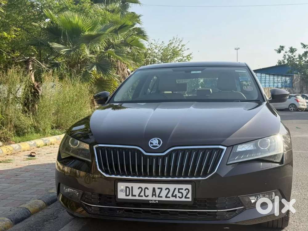Skoda Superb [2014-2016] 1.8 Style Tsi At, 2018, Petrol