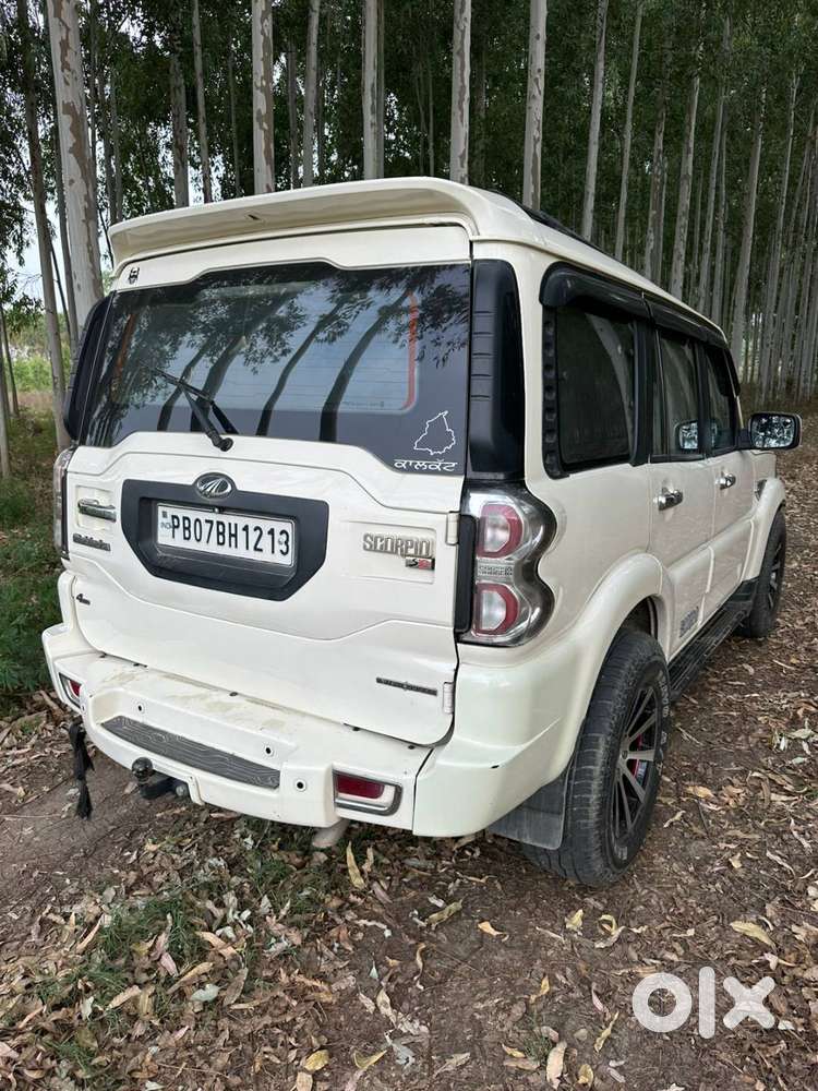 Mahindra Scorpio Classic 4x4 2017 Model Top Condition