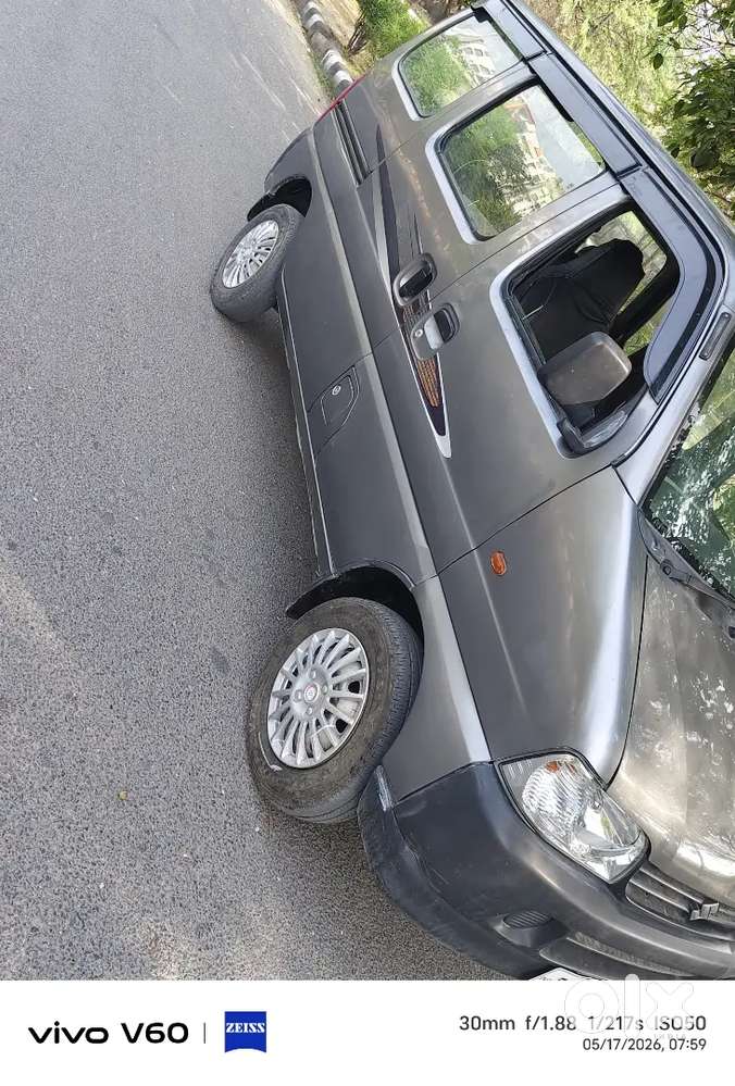 Petrol +cng  Company Fitted Goodd Tyre Original Body