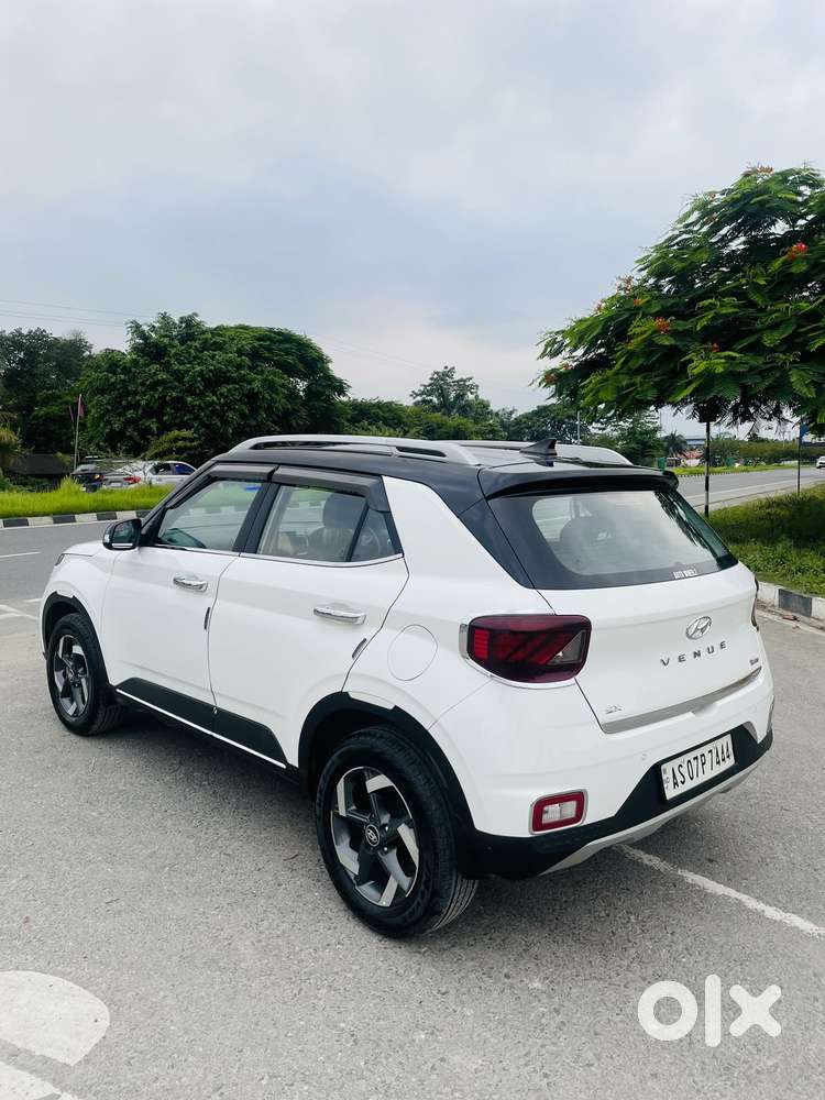 Hyundai Venue 1.0 Sx Turbo Imt Dual Tone Sport, 2019, Petrol