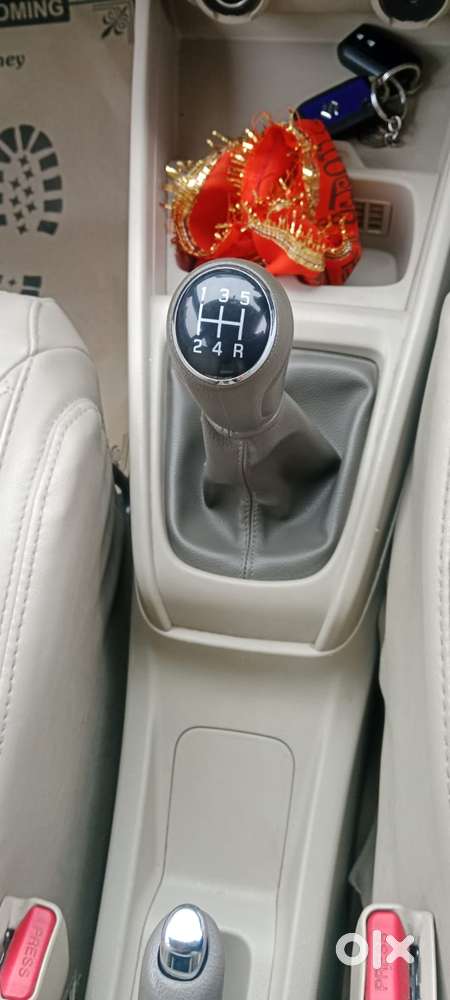 Maruti Suzuki Ertiga Zxi (o) Cng [ ], 2024, Petrol