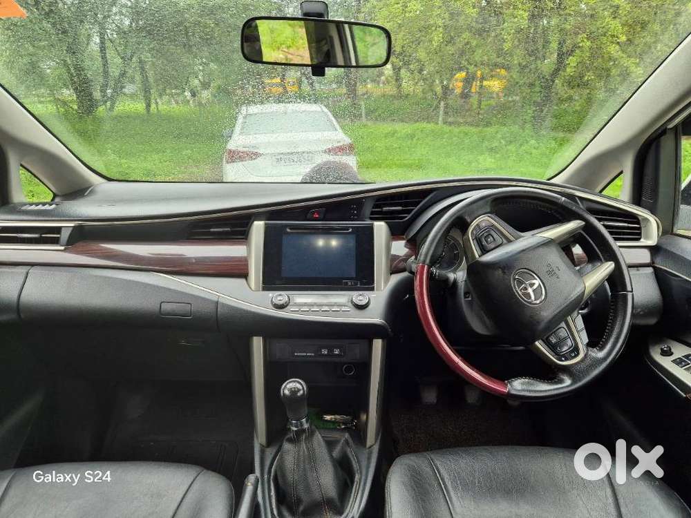 Toyota Innova Crysta 2.4 V, 2018, Diesel