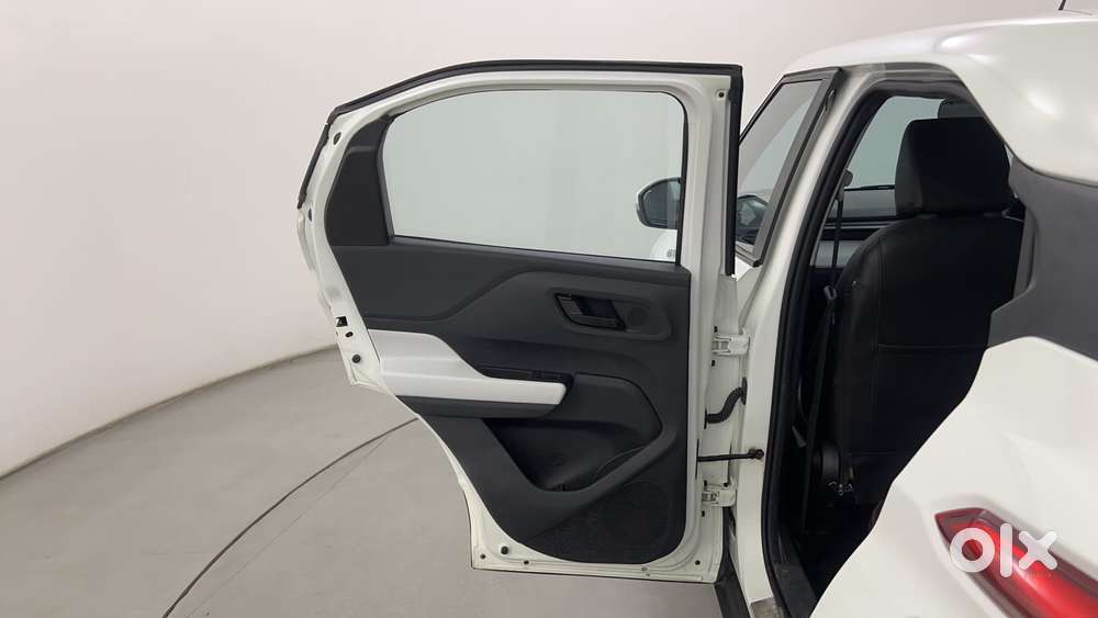 Tata Punch Accomplished Amt, 2023, Petrol