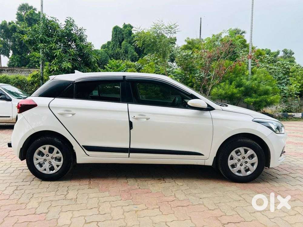 Hyundai Elite I20 Sportz Plus, 2018, Petrol