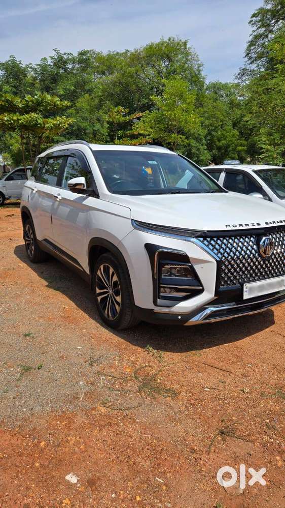 Mg Hector Plus (2023)