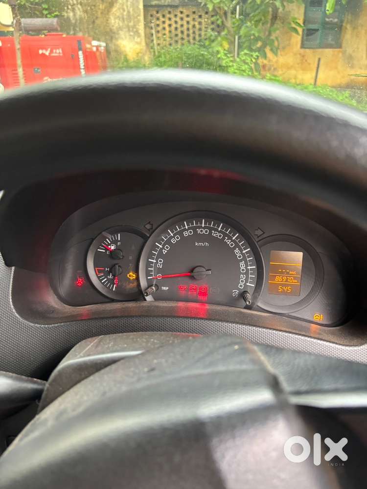 Maruti Suzuki Swift 2015 Petrol Well Maintained Lxi Bs4