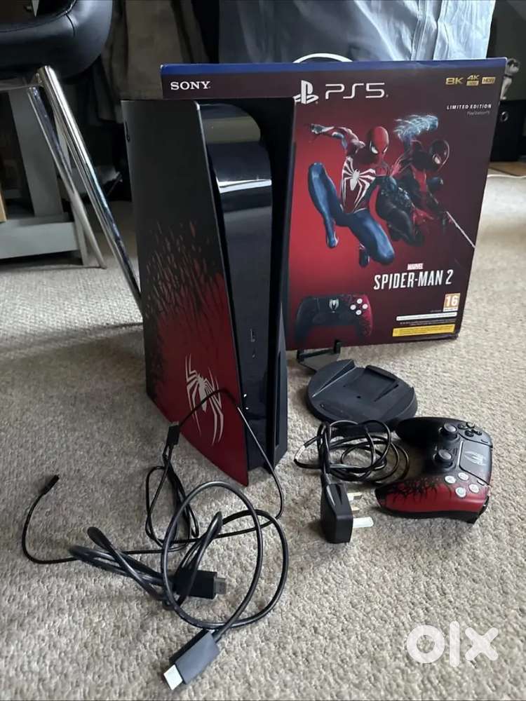 Sony PS5 Blu-Ray Edition Console Spider-Man 2 Limited Edition Bundle