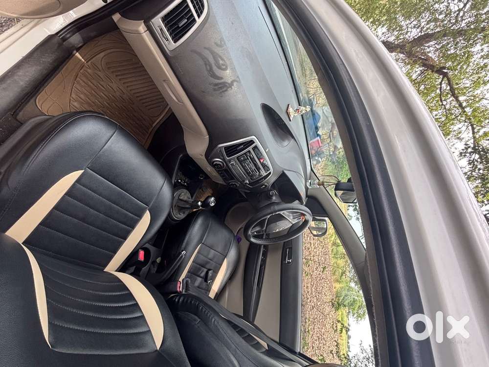 Norepairs Best Interior And Good Looking