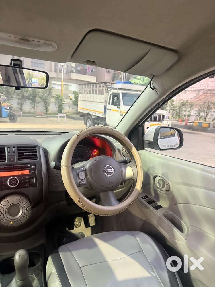 Nissan Sunny Special Edition, 2012, Petrol