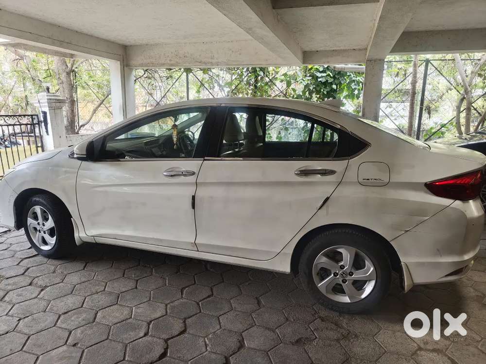 Honda City 2015 Petrol 69071 Km Driven.