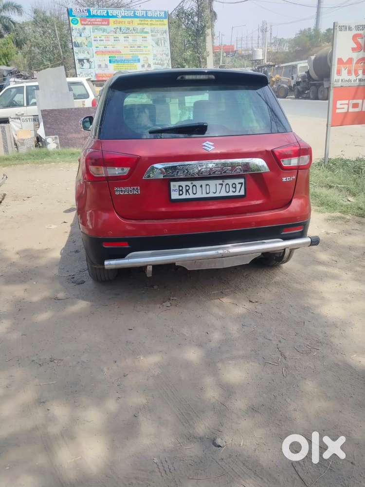 Maruti Suzuki Breeza In Red Colour Dual Tone Diesel 2018