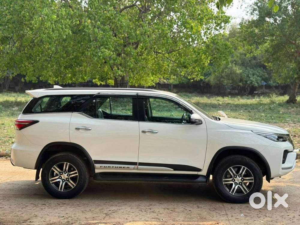 Toyota Fortuner [2021-ongoing] 2.8 2wd Diesel Mt, 2023, Diesel