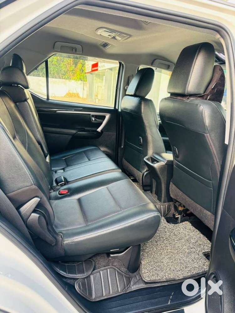 Toyota Fortuner 4x4 Mt 2.8 Diesel, 2022, Diesel