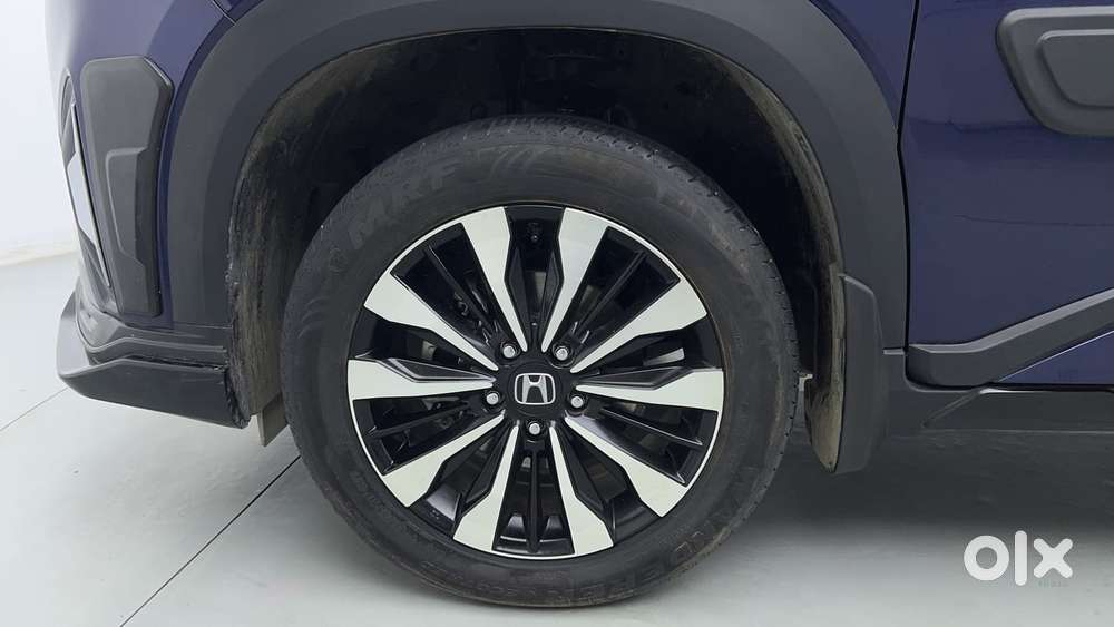 Honda Elevate Zx Mt, 2025, Petrol