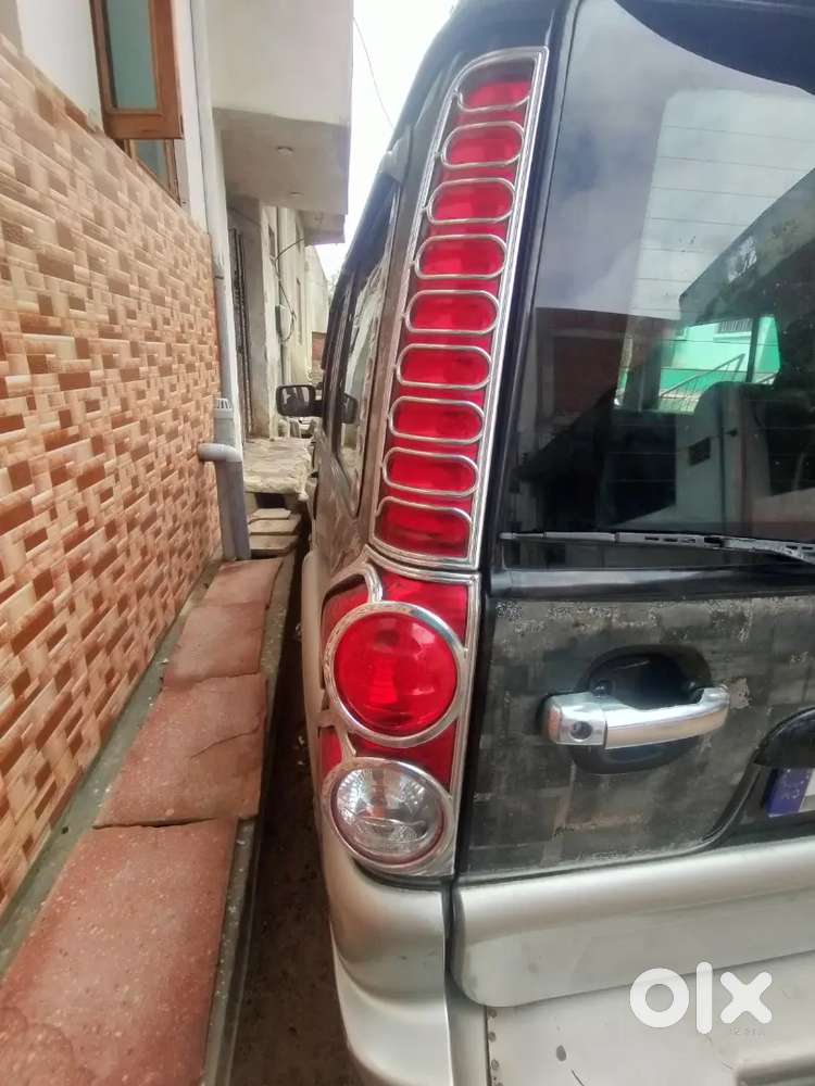 Mahindra Scorpio 2011 Diesel Car