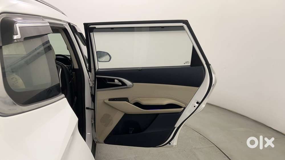Kia Carens 1.4 Luxury 7 Str, 2022, Petrol