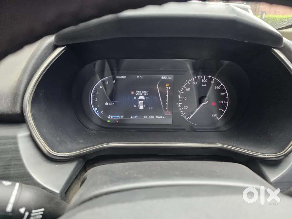 Tata Safari Diesel Manual 2021 Variant