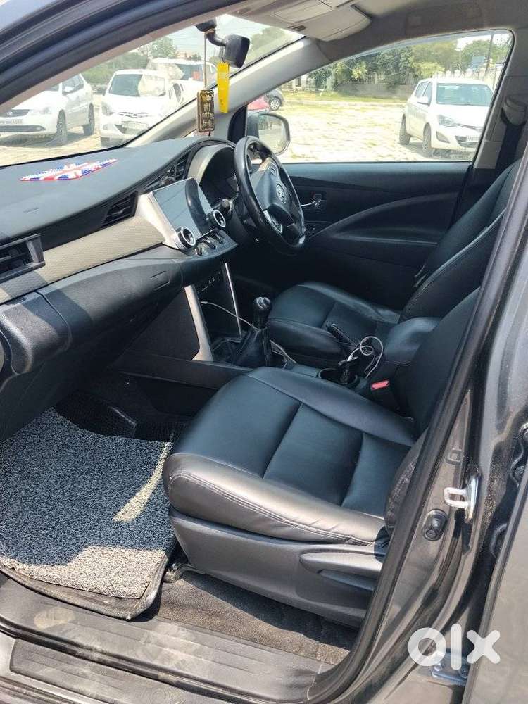 Toyota Innova Crysta 2.7 Gx Mt, 2017, Diesel