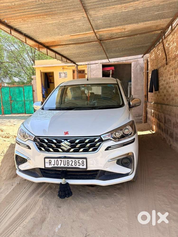Maruti Suzuki Ertiga 1 Petrol 14000 Km Driven