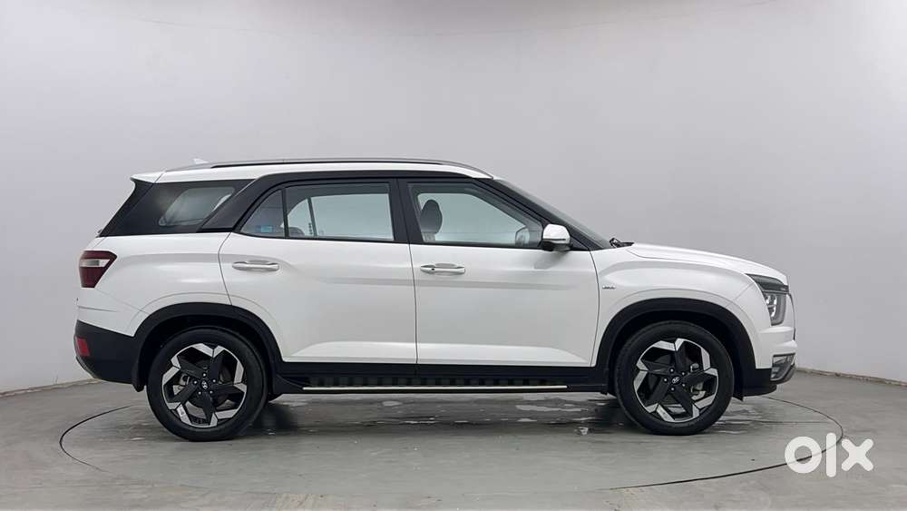 Hyundai Alcazar 1.5 Tdct Signature (o) 7s Petrol, 2024, Petrol