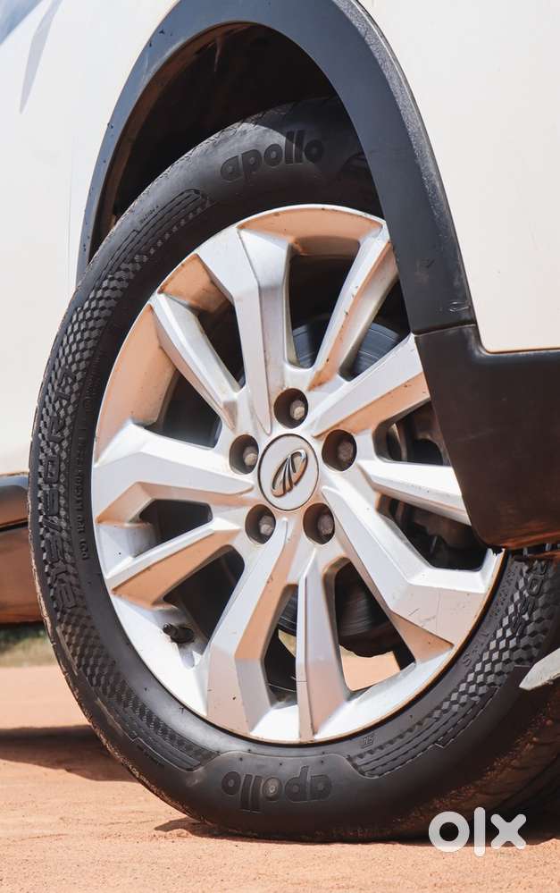 Mahindra Xuv300 ( Company Serviced Vehicle)