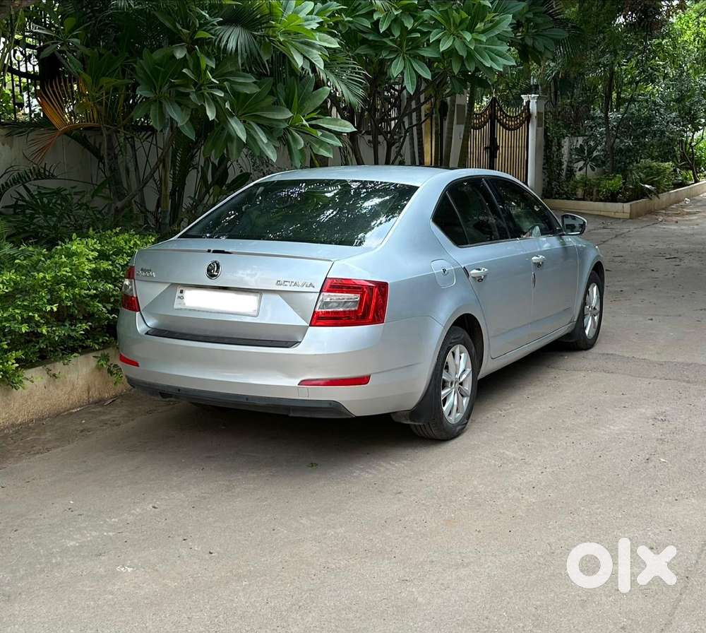 Skoda Octavia Elegance 1.8 Tsi At, 2015, Petrol