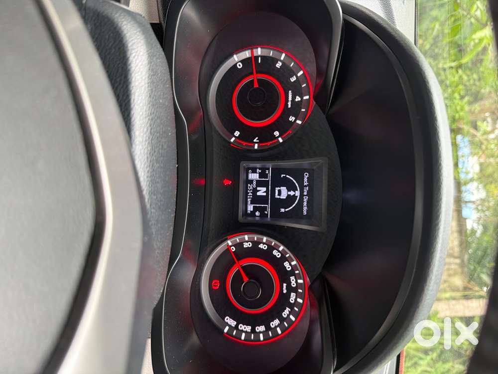 Mahindra Xuv300 Turbosport 2022 Petrol Well Maintained