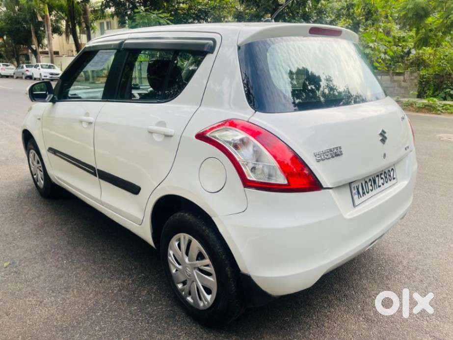 Maruti Suzuki Swift Vxi Optional, 2017, Petrol