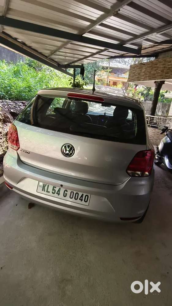 Volkswagen Polo 2015 Car