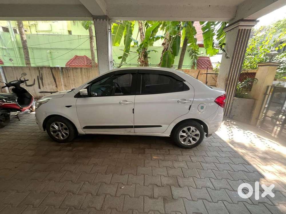 Ford Petrol Car 2017